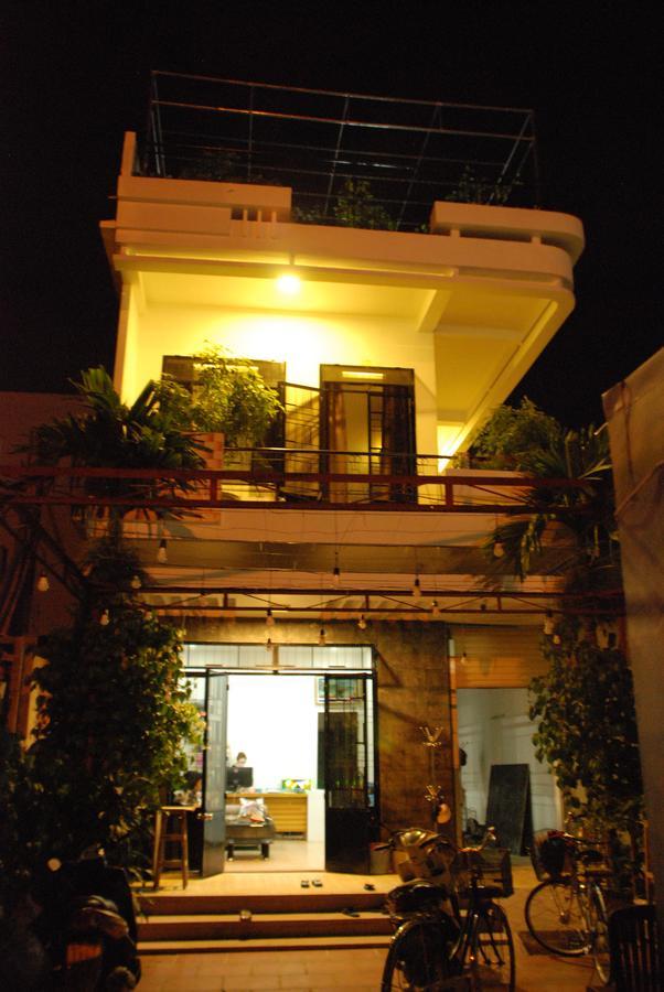 Winna Airport Hostel Da Nang Bagian luar foto